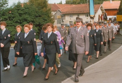 1989 erfolgte ein Führungswechsel in der Kolonne, Kolonnenführer Josef Kern wurde von Günter Höller abgelöst und die Frauenbereitschaft übernahm Maria Matschiner. Von Mitte der achtziger Jahre bis 1990 war die Kolonne als Schnelleinsatzgruppe eingeteilt.